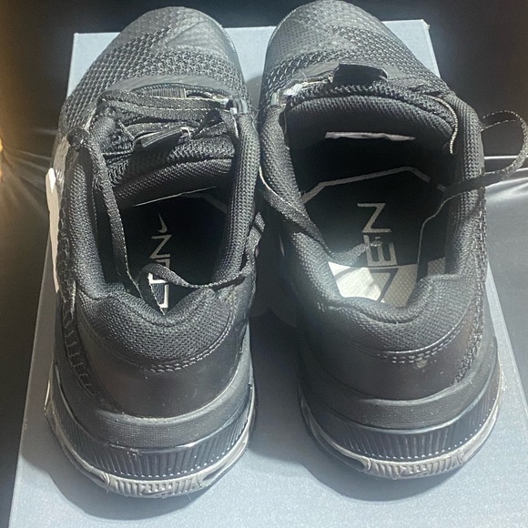 Nike Metcons - Picture 3 of 3